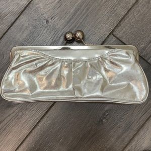 Silver clutch